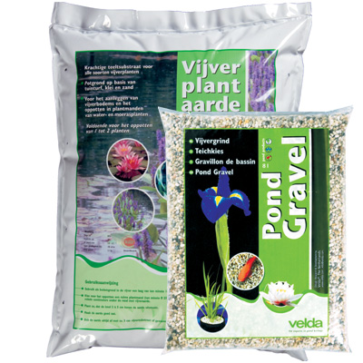 velda aquatic soil (10 litres) & gravel (8 litres)