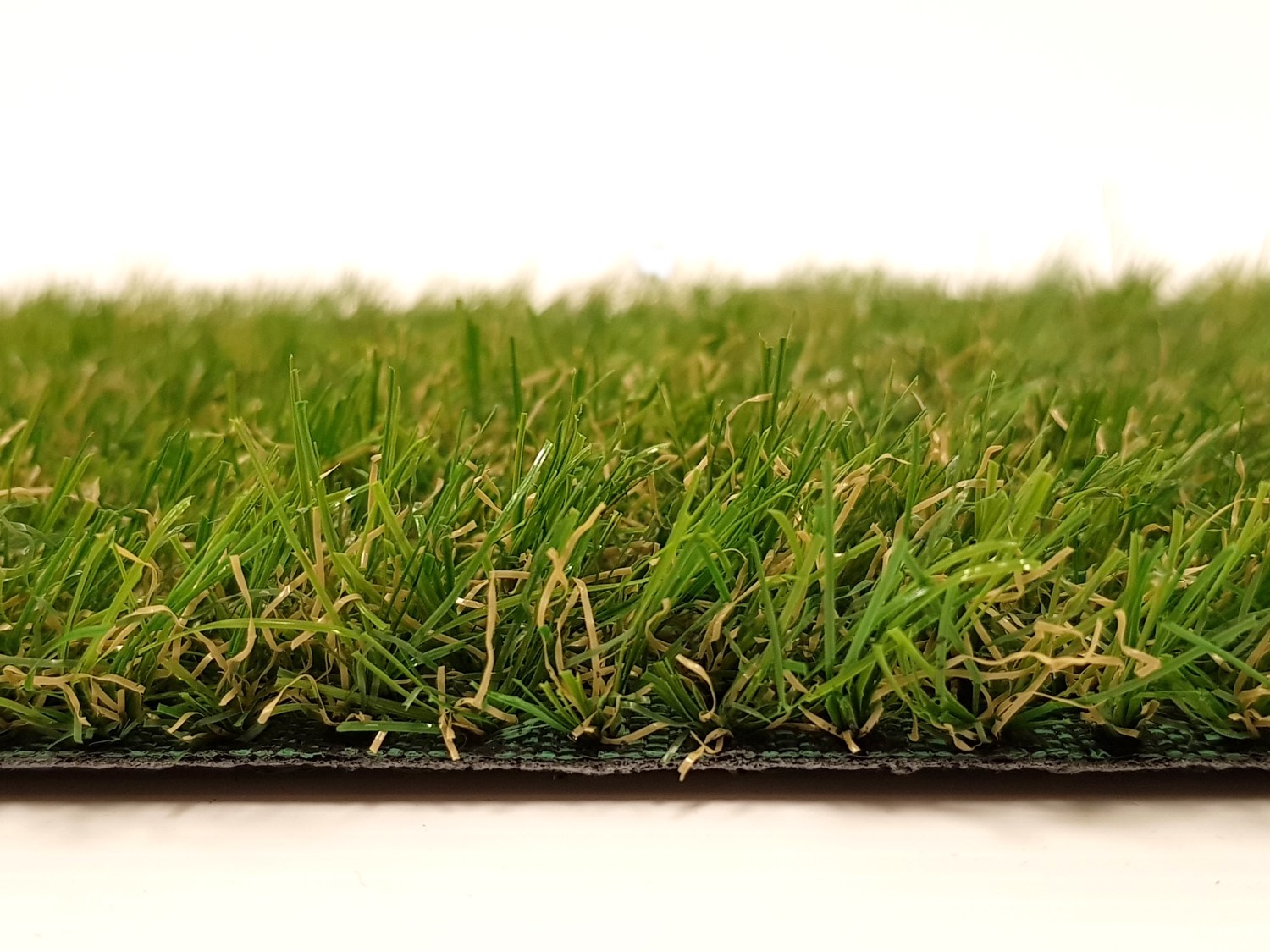 artificial grass (clipper) 2m x 4m (extra 2-3 days for delivery)